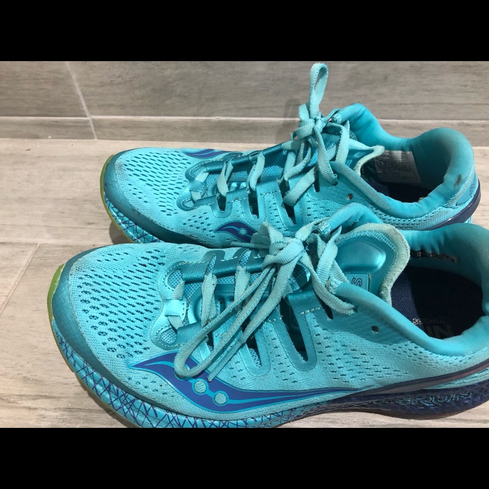 Saucony Women’s Freedom ISO 7.5 US Blue/Citron